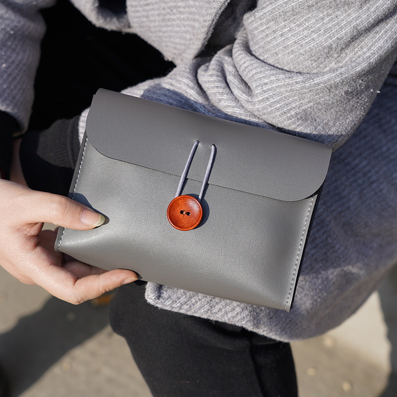 Laptop Accessories Pouch - Чехол из искусственной кожи для зарядных